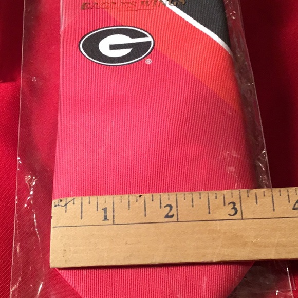 BULLDOGS HITCH COVER BUNDLE…TIE AND SCARF ALSO NEW - Picture 6 of 8